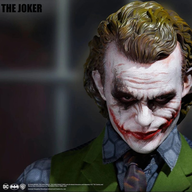 Joker - The Dark Knight - 1/3 Scale Statue
