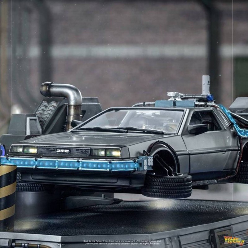 DeLorean - Zurück in die Zukunft II - 1/10 Art Scale Statue