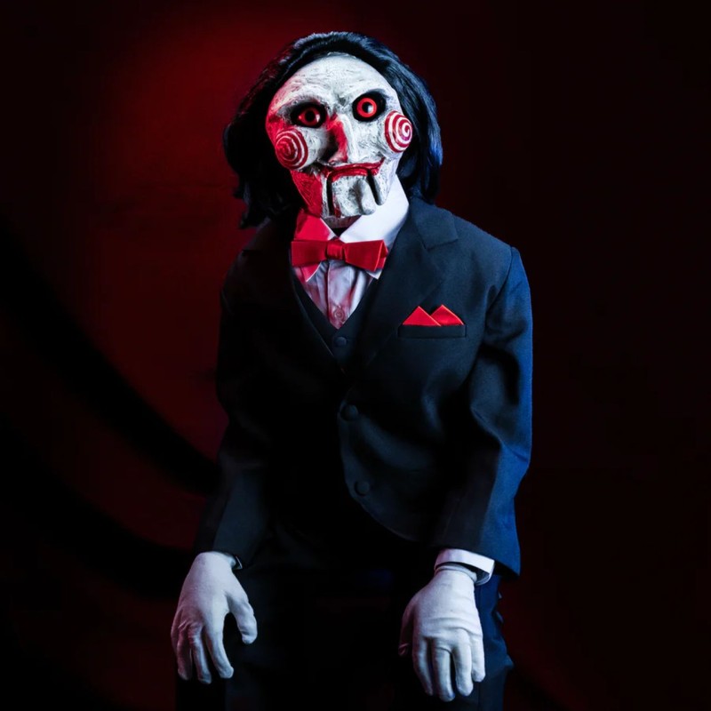 Billy the Puppet - Saw - Deluxe Replik Prop Puppe 119cm