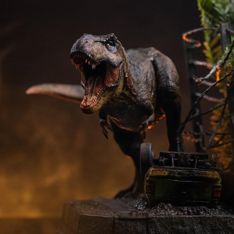 T-Rex Breakout Set A - Jurassic Park - Icons Scale Statue