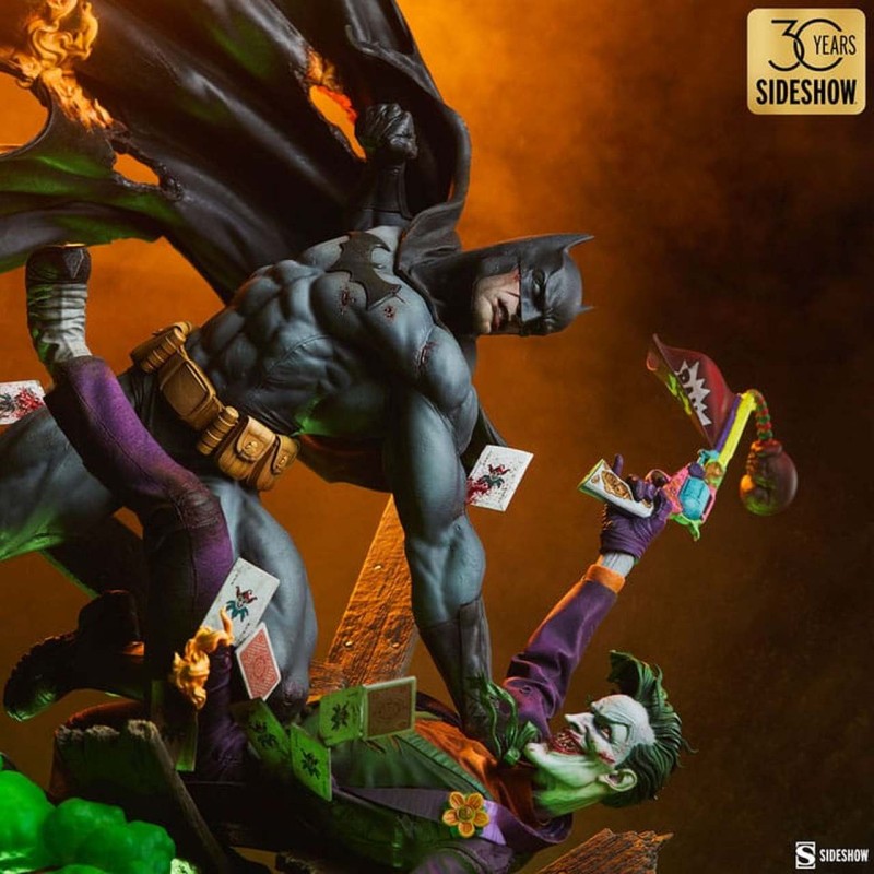 Batman vs The Joker: Eternal Enemies - DC Comics - Premium Format Statue