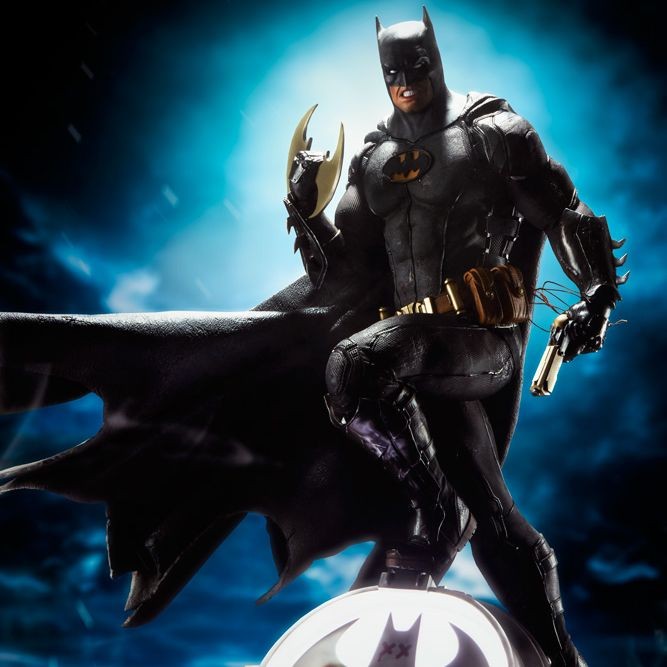 Batman Black Edition - DC Comics - 1/3 Prime Scale Statue