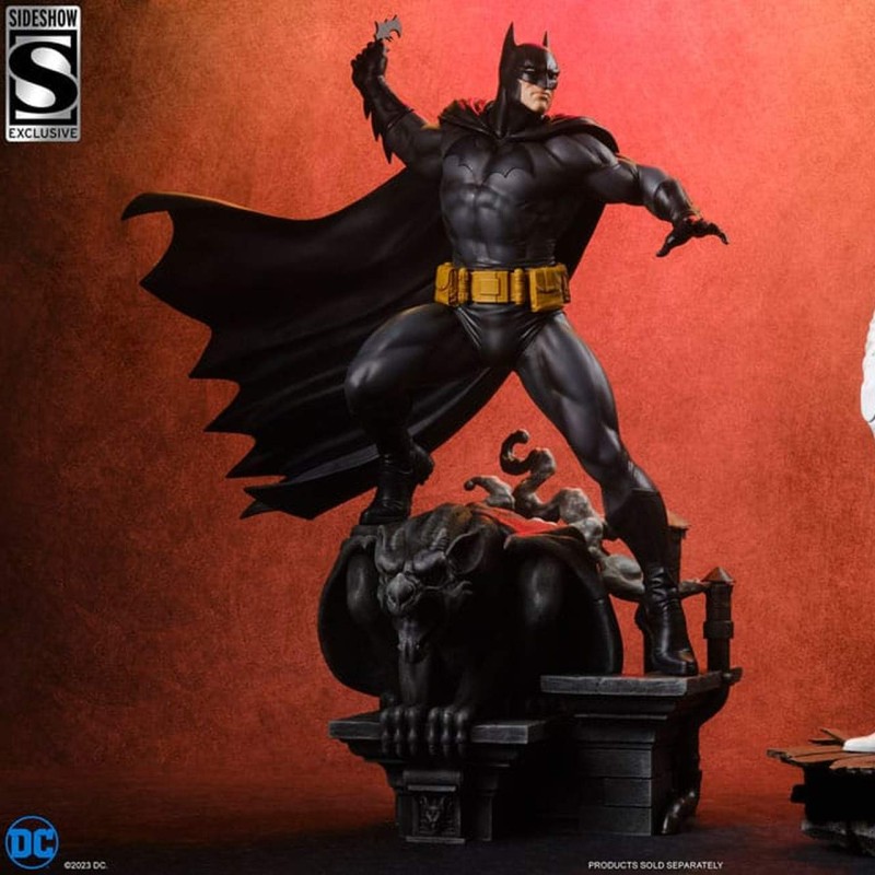 Batman (Black and Gray Edition) - DC Comics - 1/4 Scale Maquette