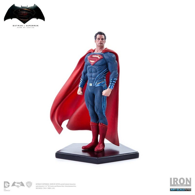 Superman - Batman vs Superman - 1/10 Scale Statue