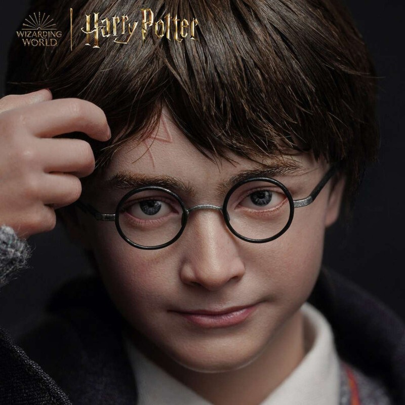 Harry Potter Hogwarts Uniform (Premium Edition) - Harry Potter - 1/6 Scale Figur