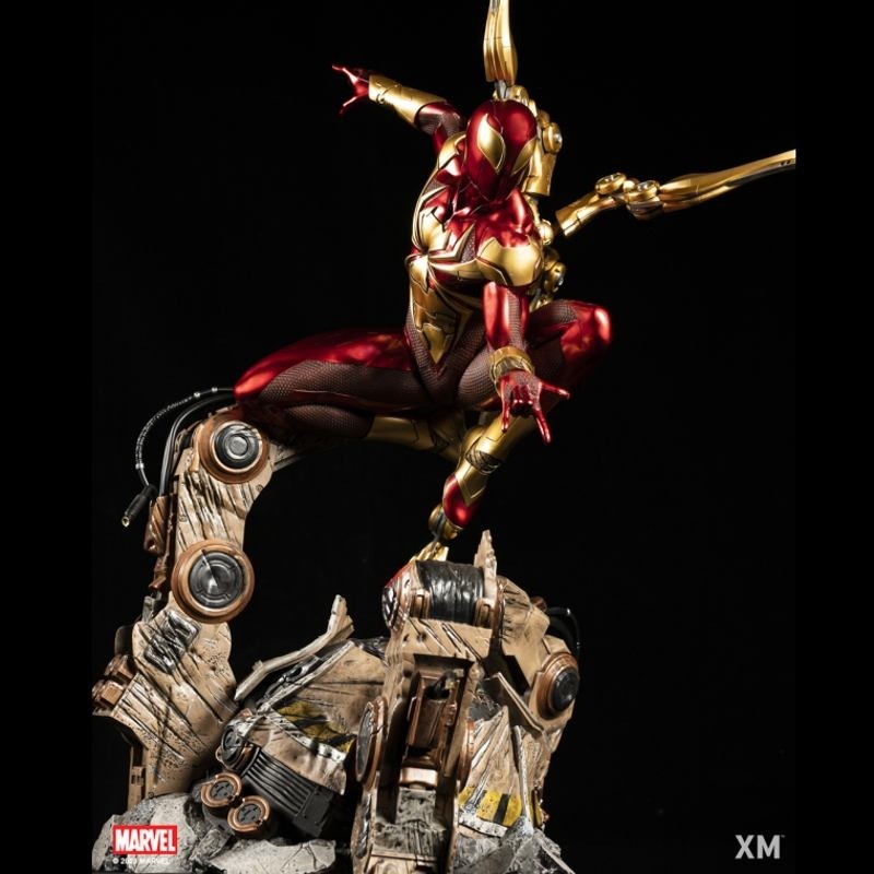 Iron Spider - Marvel Comics - 1/4 Scale Premium Statue