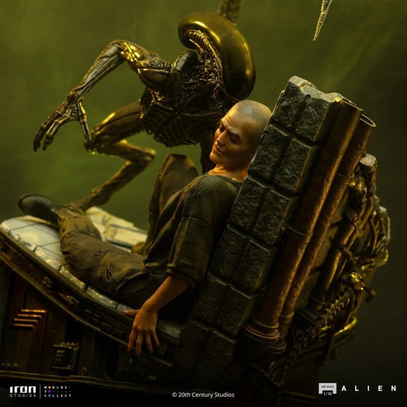 Ellen Ripley and Dog Alien - Alien 3 - Art Scale 1/10 Statue
