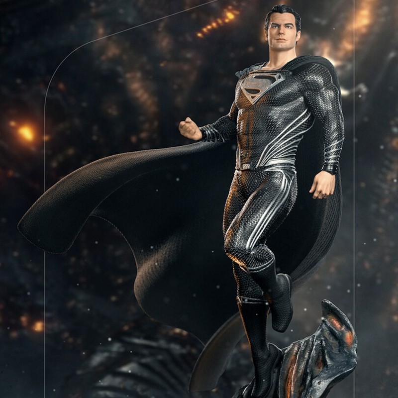 Superman Black Suit - Zack Snyder's Justice League - 1/4 Scale Legacy Replica Statue