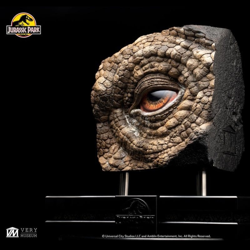 Triceratops - Jurassic Park - Eye Prop Statue
