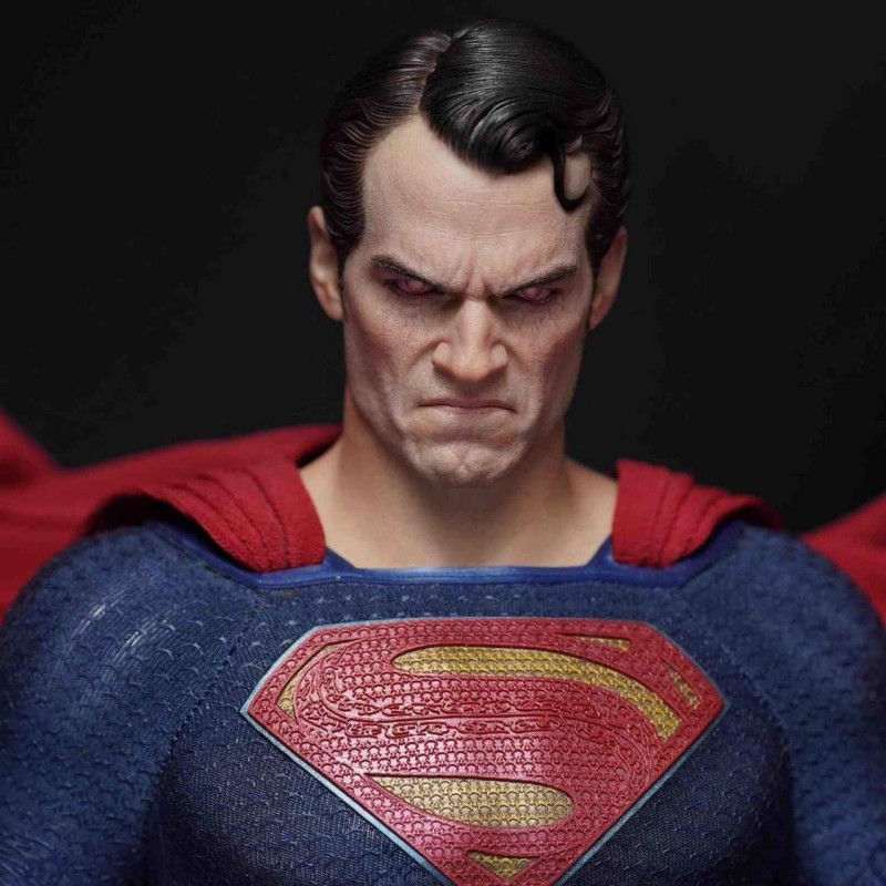 Superman - Batman v Superman: Dawn of Justice - 1/6 Scale Figur