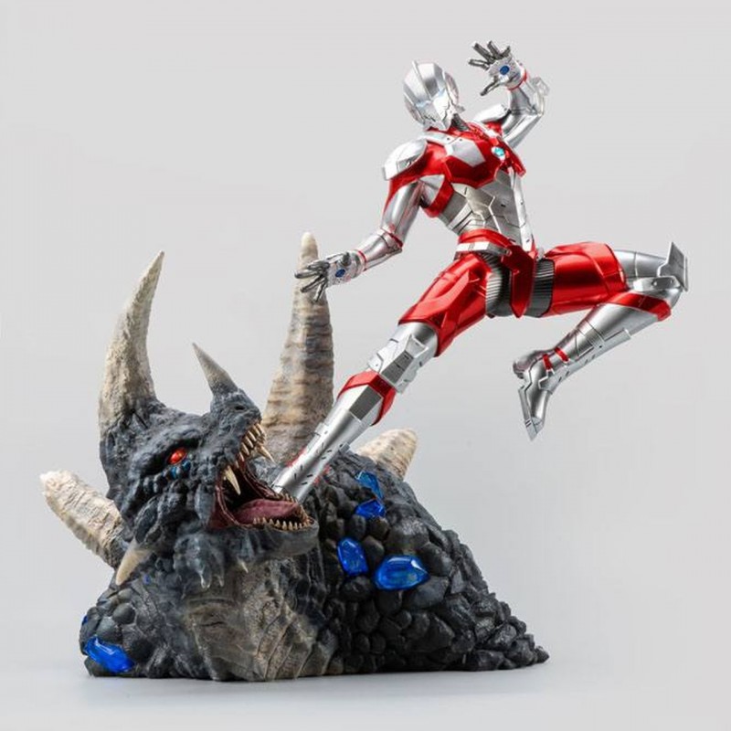 Ultraman vs Black King - Ultraman - 1/4 Scale Statue