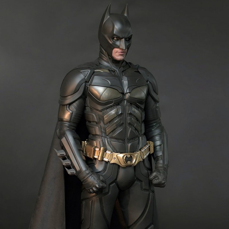 Batman - The Dark Knight - 1/3 Scale Hyperreal Statue