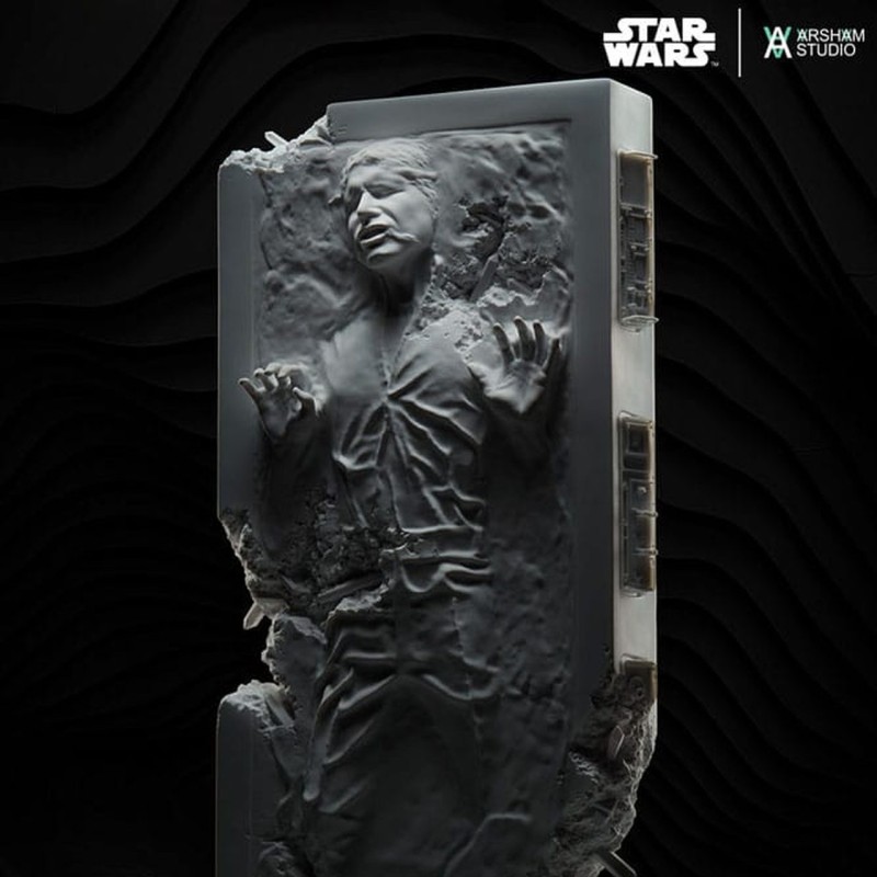 Han Solo in Carbonite: Crystallized Relic - Star Wars - Polystone Statue