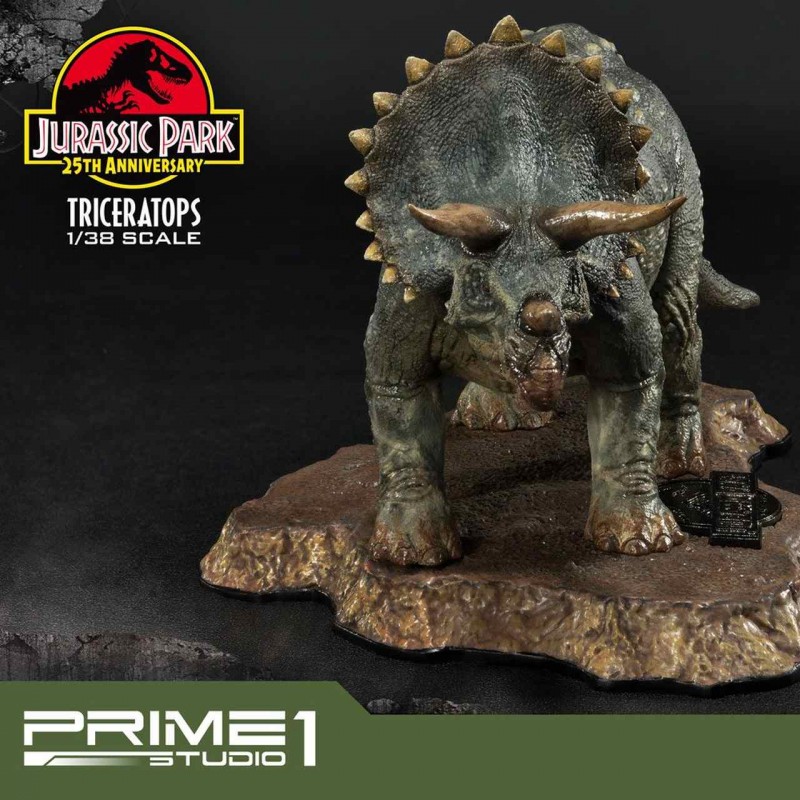 Triceratops - Jurassic Park - 1/38 Prime Collectibles PVC Statue