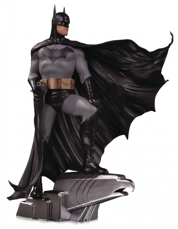 Batman by Alex Ross - 1/6 Scale DC Designer Series Statue