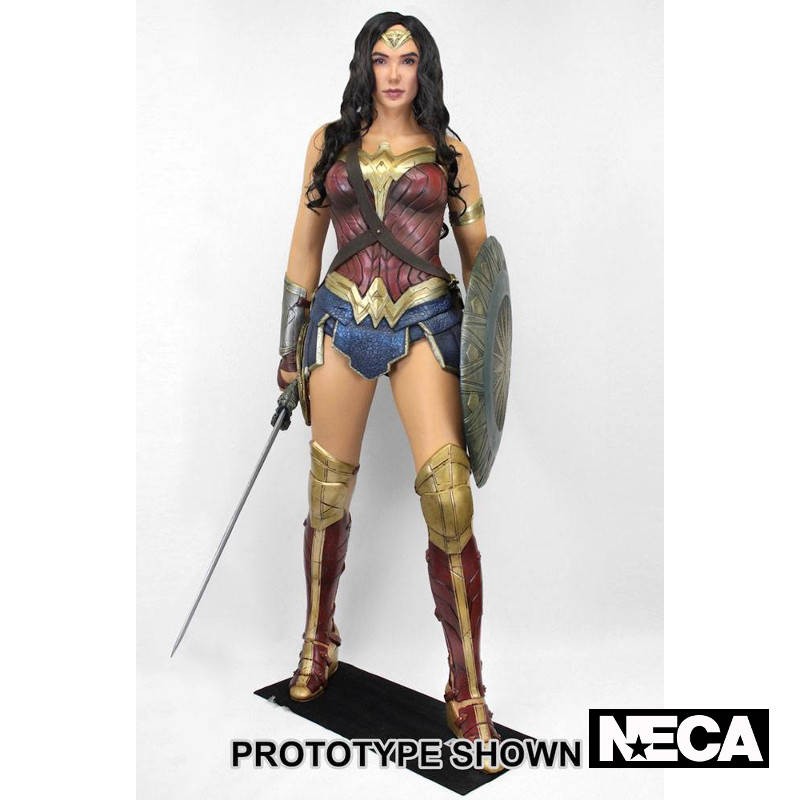 Wonder Woman - Wonder Woman - Life-Size Statue